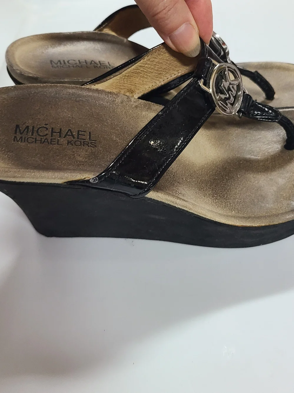 Michael Kors MK Designer Patent Black Wedge Thong Platform Sandals 6